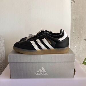 ADIDAS VELOSAMBA LEATHER SHOES - MENS sz8.5 Brand New